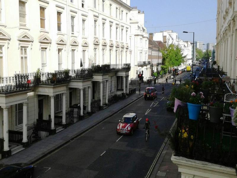 The Crescent Hyde Park Hotel London Exterior photo